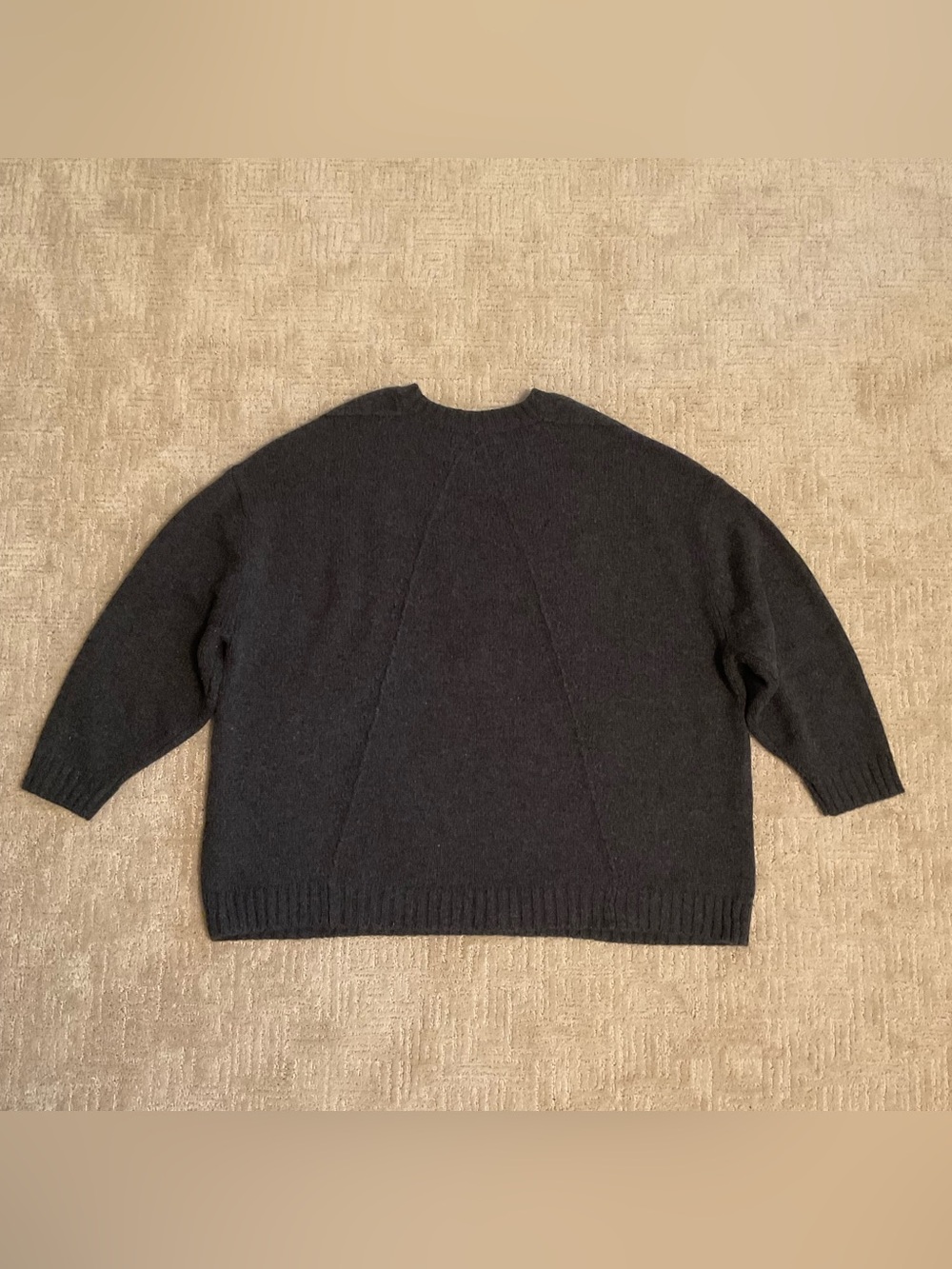 Banana Republic Extra Fine Merino Wool Blend Sweater Gray L EUC Minimalist Chic - Picture 3 of 11